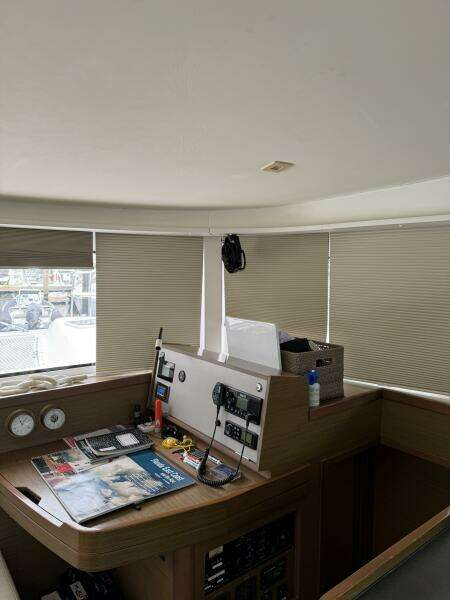 JELLIBLU 42ft Lagoon Yacht For Sale