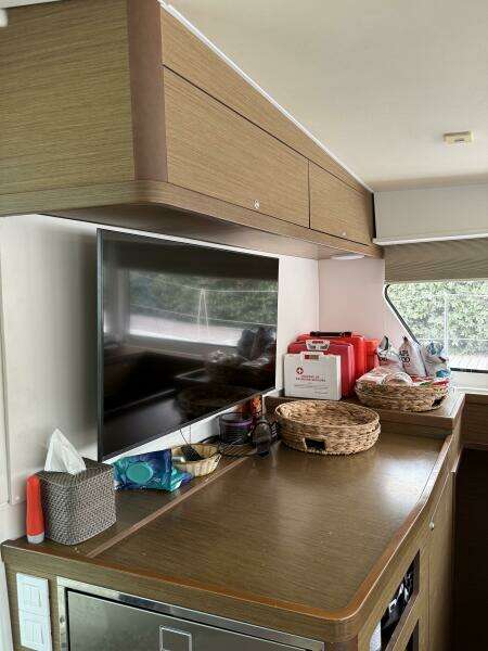 JELLIBLU 42ft Lagoon Yacht For Sale