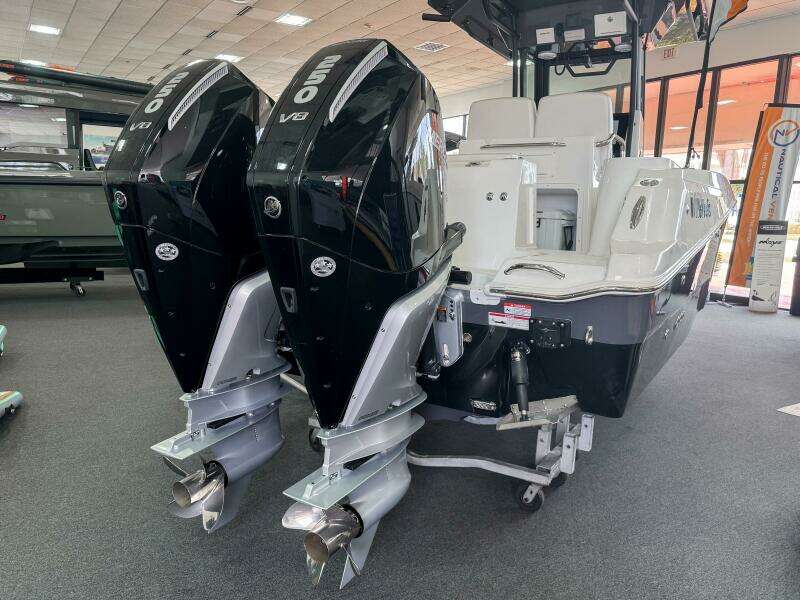 24ft Wellcraft Yacht For Sale