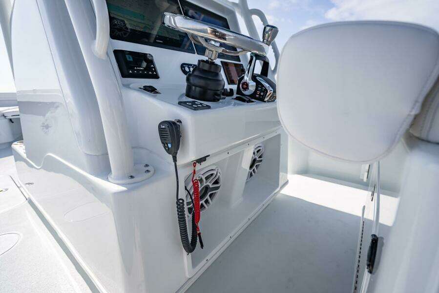 34ft Yellowfin Yacht For Sale