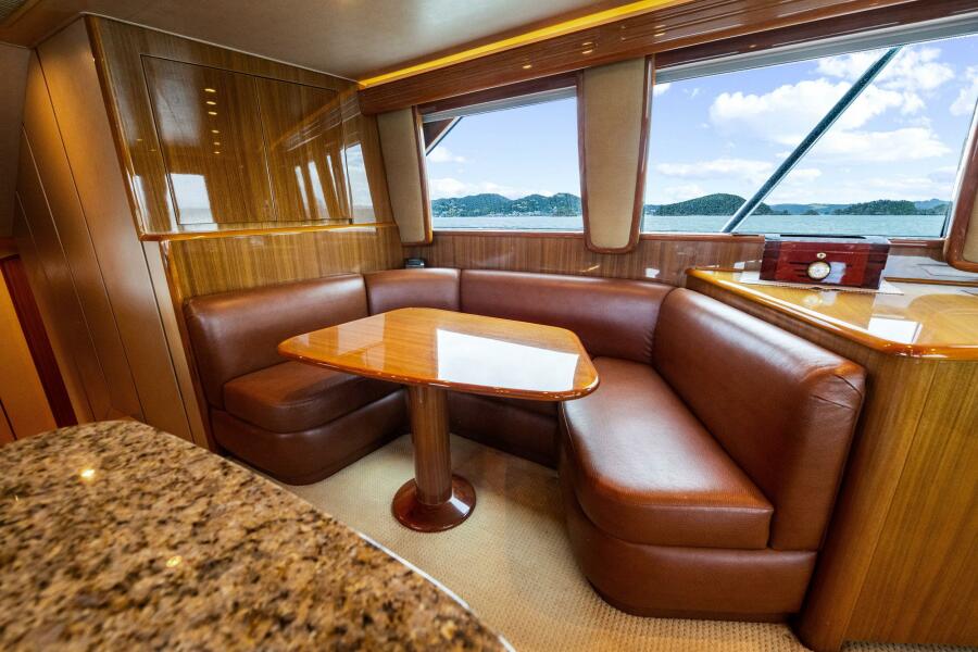 64' 2007 Viking Convertible