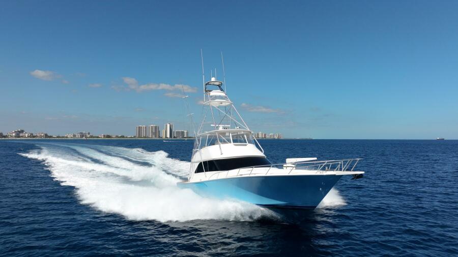 64' 2007 Viking Convertible