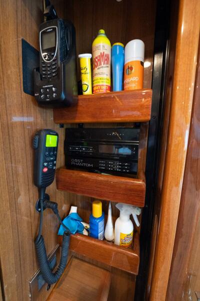 64' 2007 Viking Convertible