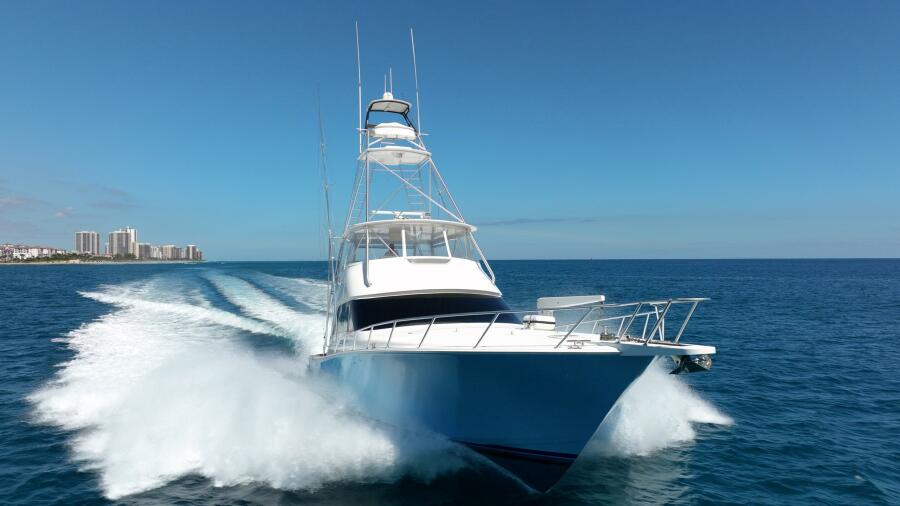 64' 2007 Viking Convertible