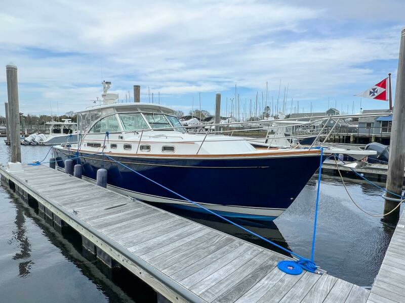 Liberty 36ft Sabre Yacht For Sale