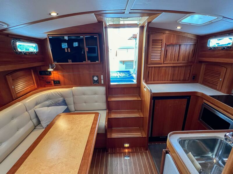 Liberty 36ft Sabre Yacht For Sale