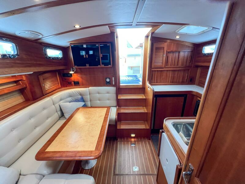 Liberty 36ft Sabre Yacht For Sale