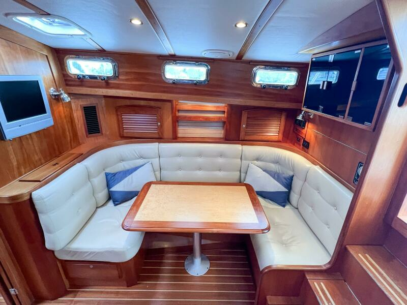 Liberty 36ft Sabre Yacht For Sale