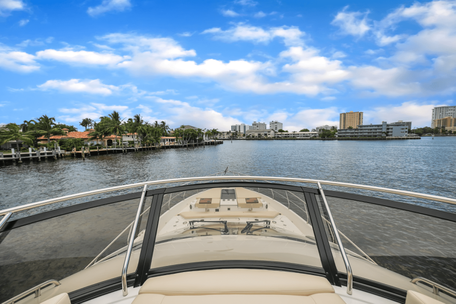 60ft Cruisers Yachts Yacht For Sale