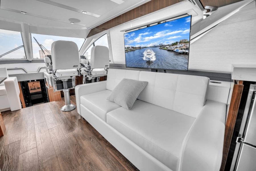 60ft Cruisers Yachts Yacht For Sale