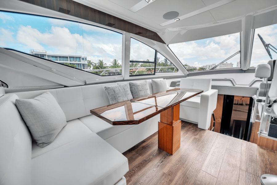 60ft Cruisers Yachts Yacht For Sale