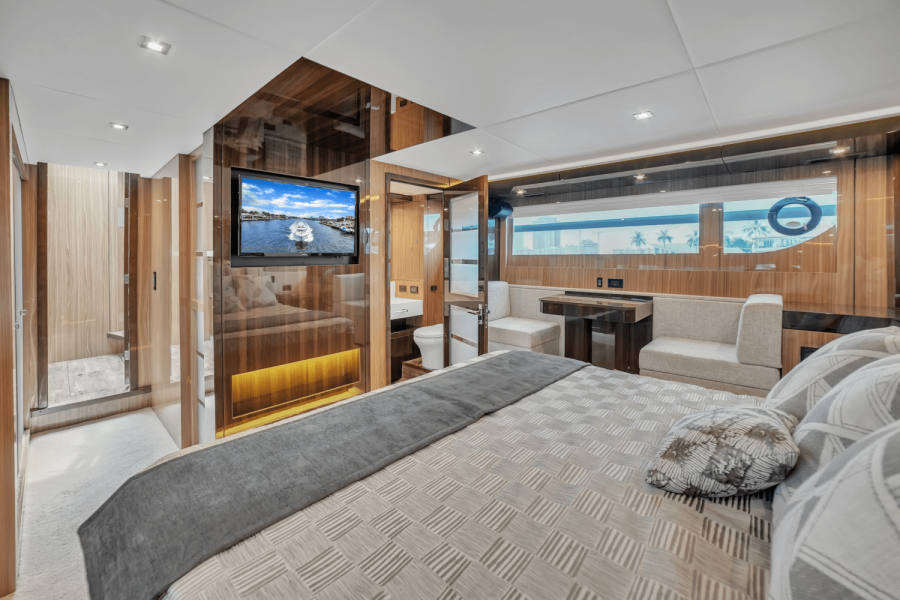 60ft Cruisers Yachts Yacht For Sale