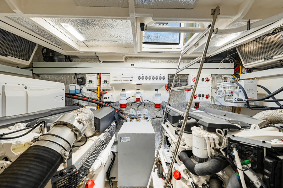 50ft Cruisers Yachts Yacht For Sale