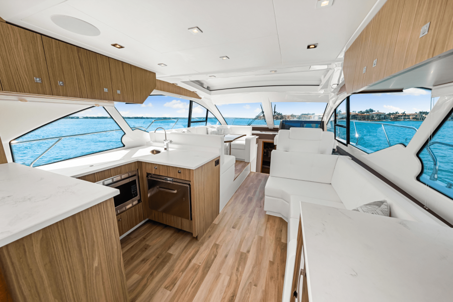 50ft Cruisers Yachts Yacht For Sale