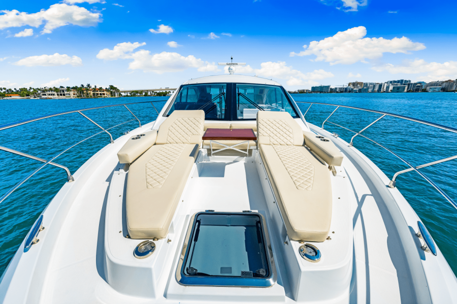 50ft Cruisers Yachts Yacht For Sale