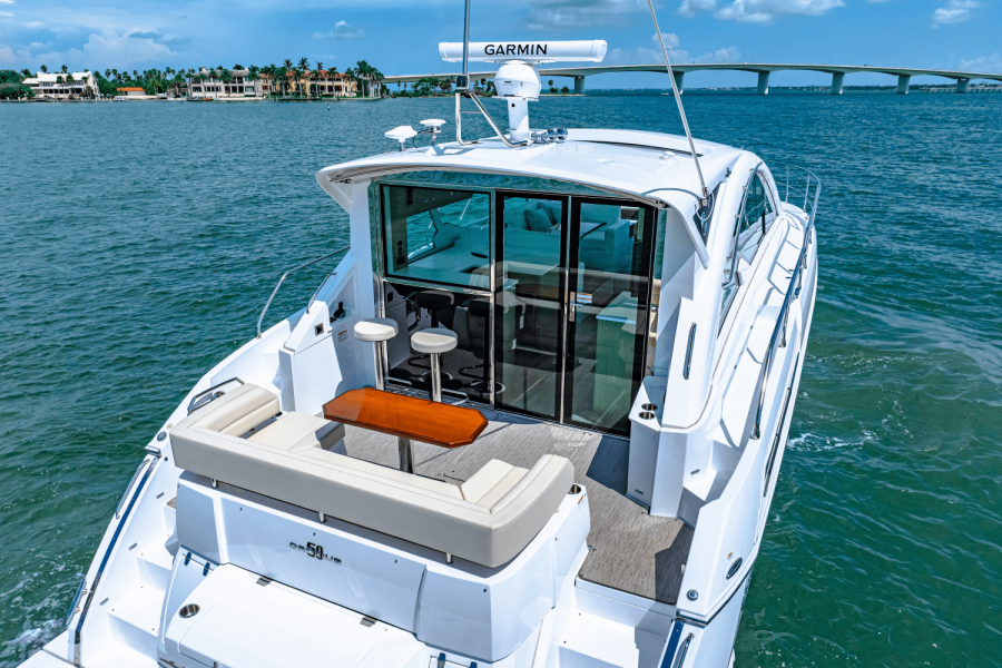 50ft Cruisers Yachts Yacht For Sale