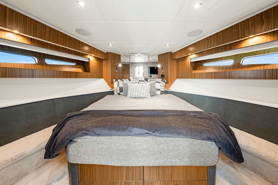 50ft Cruisers Yachts Yacht For Sale