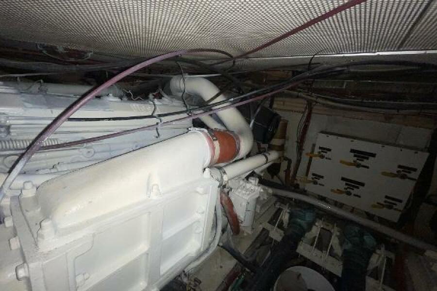1981 Gulfstar 48