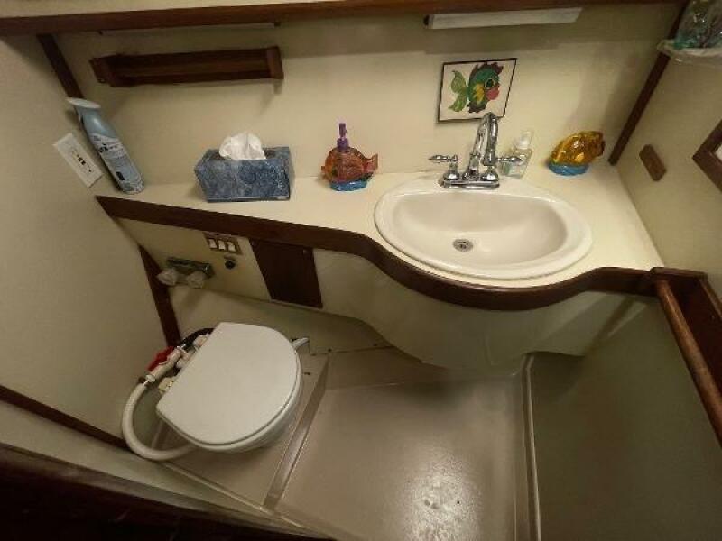 1981 Gulfstar 48
