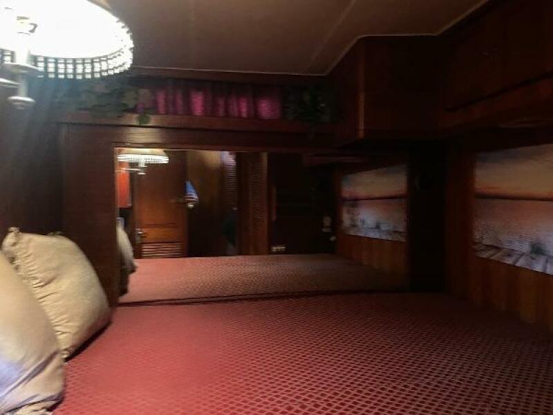 1981 Gulfstar 48
