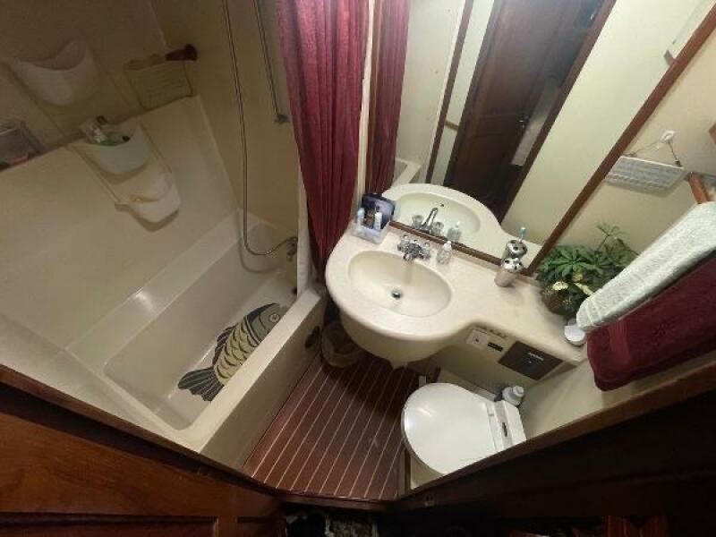 1981 Gulfstar 48