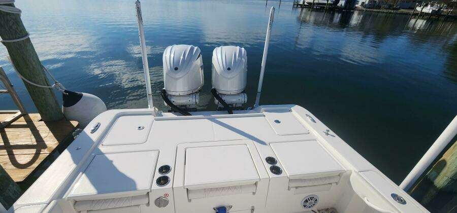 Wet Paint 30ft Regulator Yacht For Sale