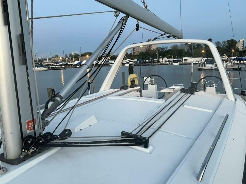Slow Train 38ft Beneteau Yacht For Sale