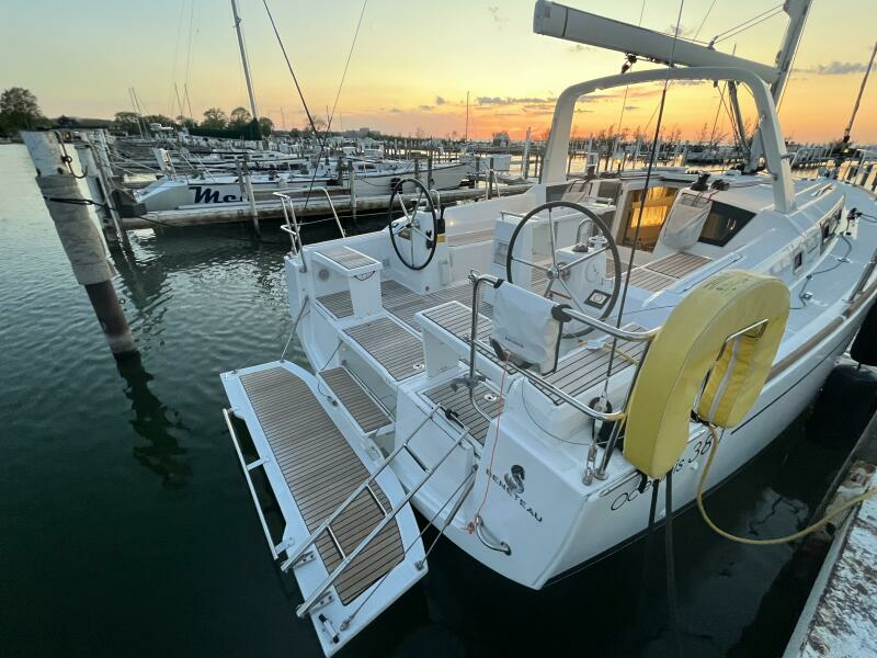 Slow Train 38ft Beneteau Yacht For Sale