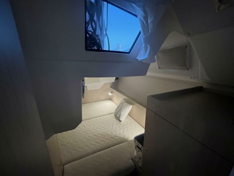 Slow Train 38ft Beneteau Yacht For Sale