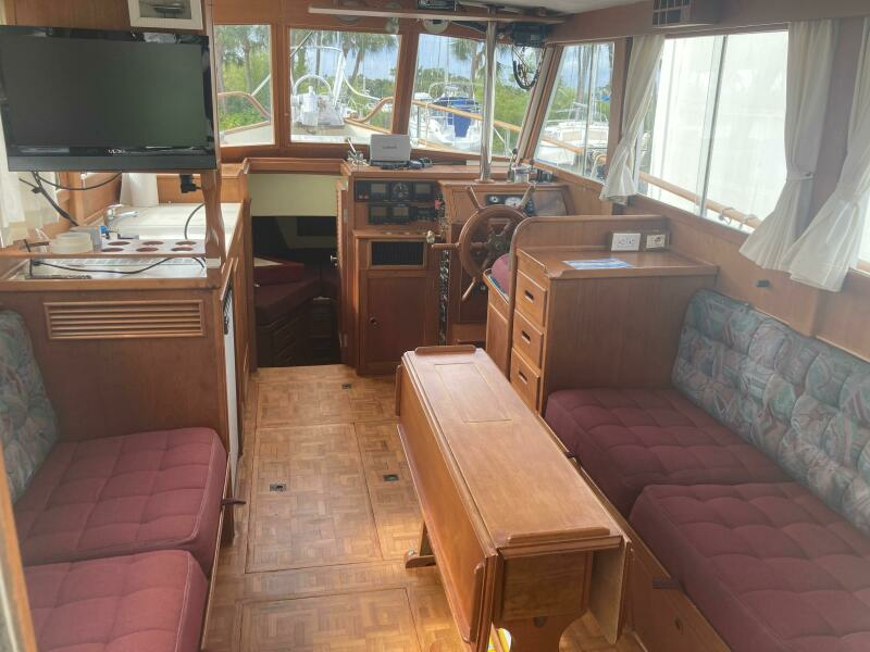 Antim 32ft Grand Banks Yacht For Sale