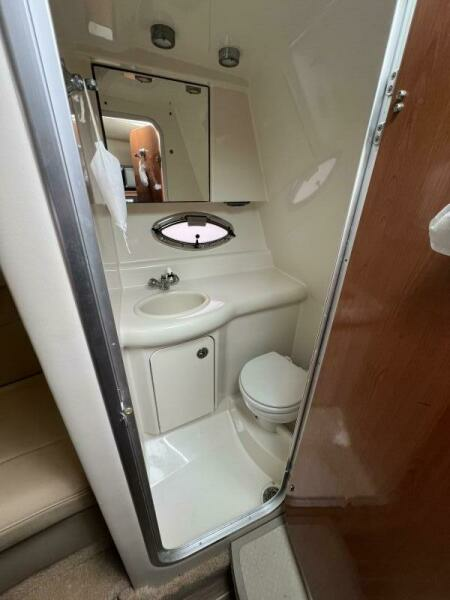 Optical Illusion 24ft Maxum Yacht For Sale