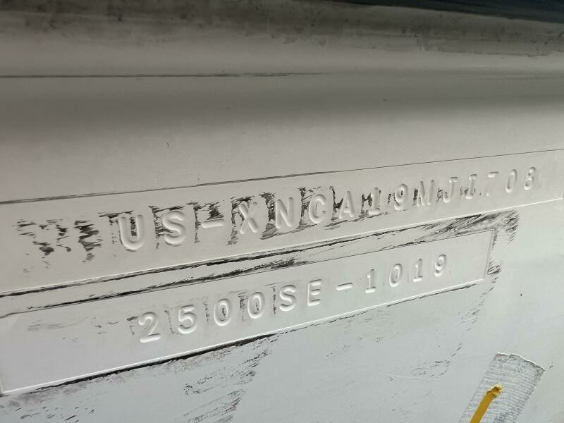 Optical Illusion 24ft Maxum Yacht For Sale