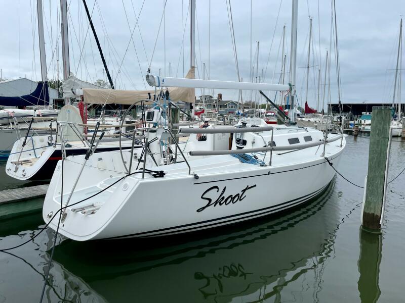 J 109 Skoot   5