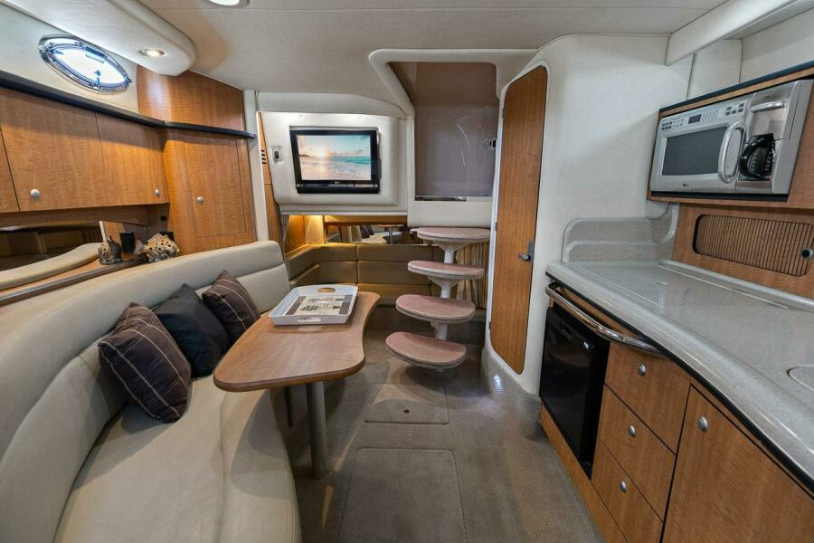 2006 Sea Ray 320 Sundancer