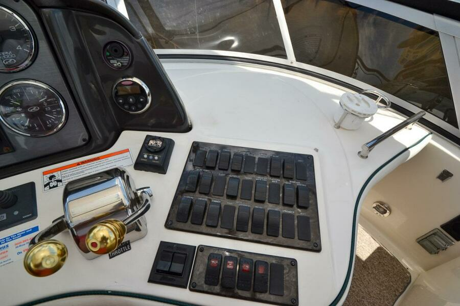 2007 Sea Ray 44 Sedan Bridge