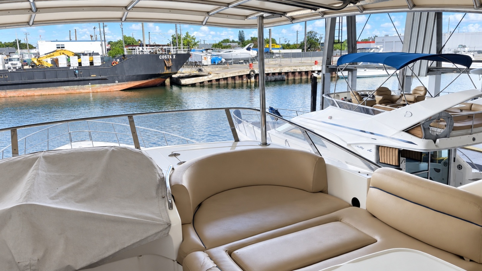 2004 Azimut 62