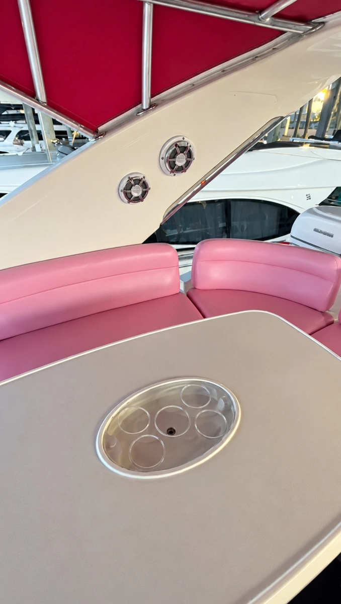 2004 Azimut 62