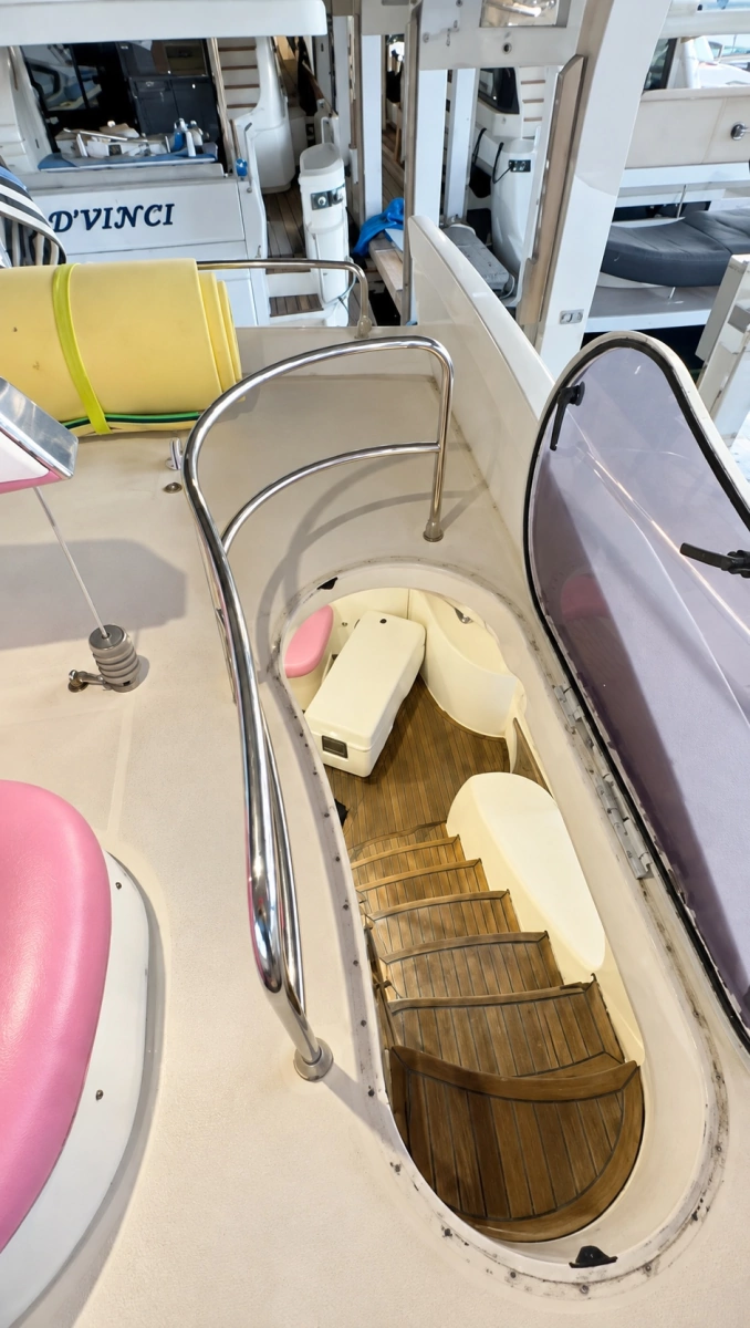 2004 Azimut 62