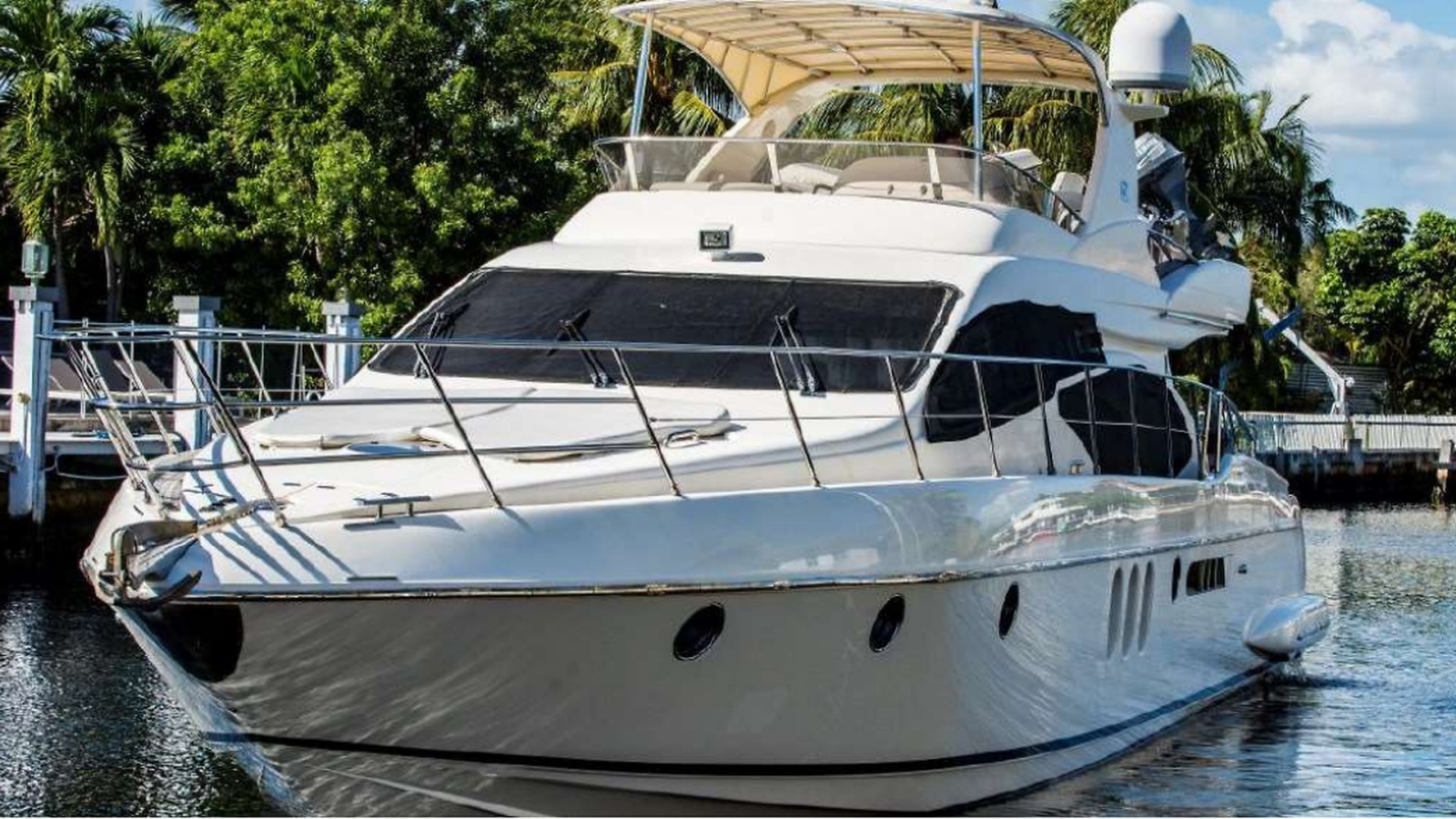 2004 Azimut 62