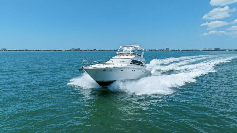 2000 Sea Ray 480 Sedan Bridge