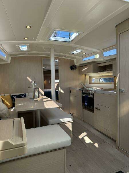 In Stock 37ft Beneteau Yacht For Sale