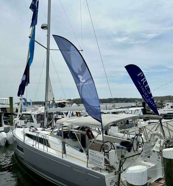 In Stock 37ft Beneteau Yacht For Sale