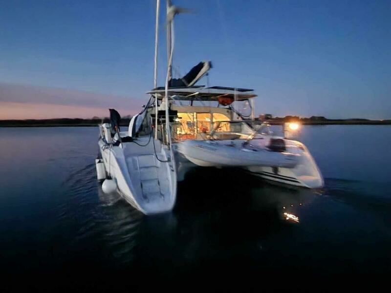 7 2003 Lagoon 410 S2 Stern At Night