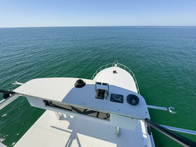 1998 Miller Marine 60' Convertible CAT'N'AROUND-Tower 2