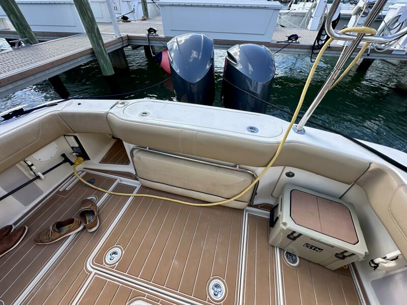 34' 2012 Scout 345 XSF