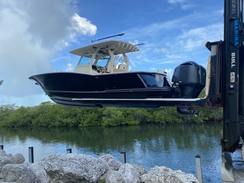 34' 2012 Scout 345 XSF
