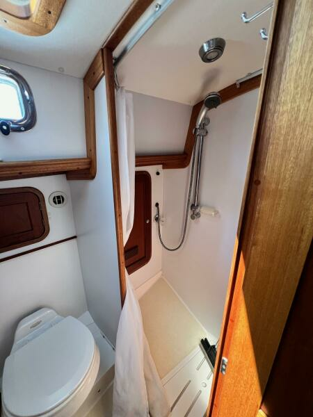 Quartet 40ft Legacy Yacht For Sale