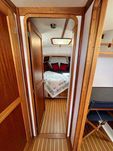 Quartet 40ft Legacy Yacht For Sale
