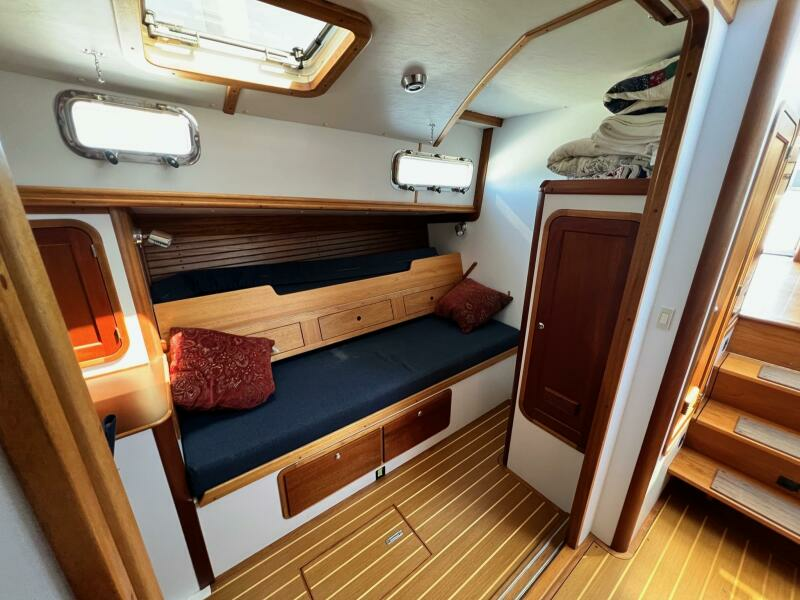 Quartet 40ft Legacy Yacht For Sale