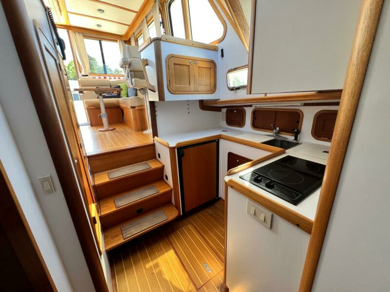 Quartet 40ft Legacy Yacht For Sale
